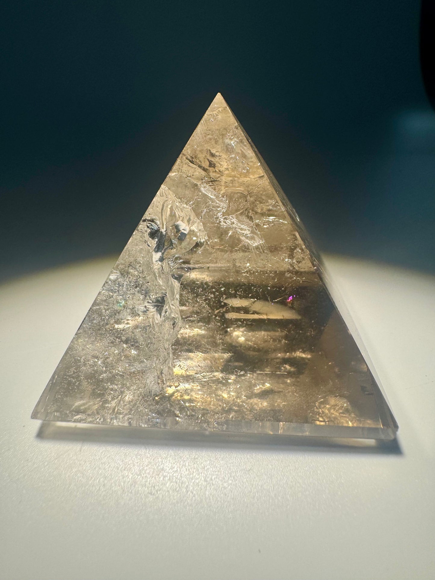 Rauchquarzpyramide extra klar mit Regenbogen aus Brasilien – 4,8 cm
