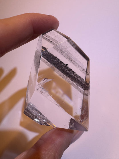 Schwarze Phantom Bergkristall (Lemurian) Freeform (ultra klar) 🖤 - 7cm, 89g