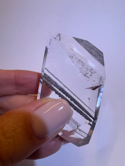 Schwarze Phantom Bergkristall (Lemurian) Freeform (ultra klar) 🖤 - 7cm, 89g