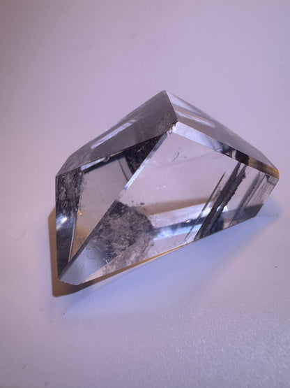 Schwarze Phantom Bergkristall (Lemurian) Freeform (ultra klar) 🖤 - 7cm, 89g