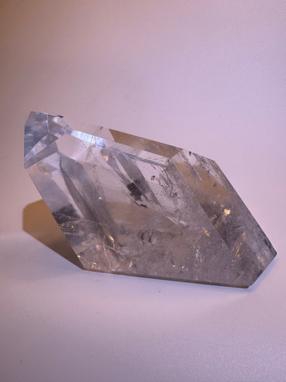 Seltener schwarzer Phantom Bergkristall (ultra klar) 🖤 - 11.5x7cm, 560g