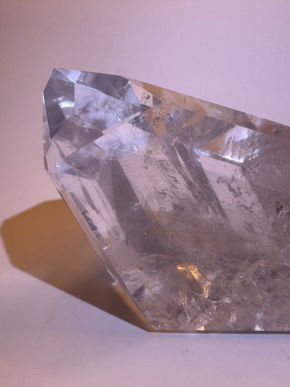 Seltener schwarzer Phantom Bergkristall (ultra klar) 🖤 - 11.5x7cm, 560g