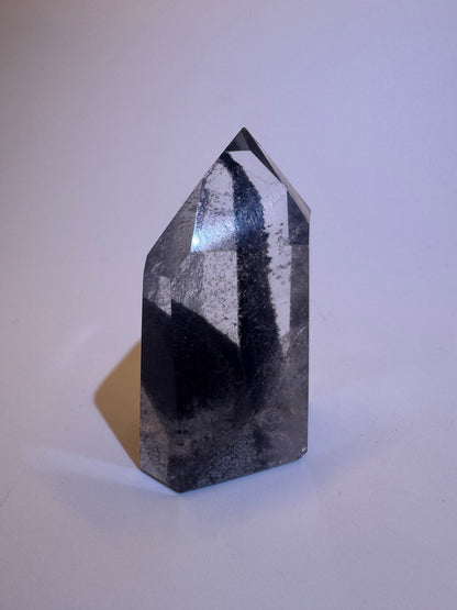 Schwarzer Phantom Bergkristall/Lemurian (ultra klar) 🖤 - 4.7cm