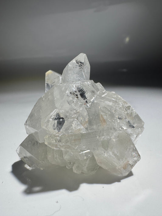 Kristallklarer Apophyllit – Exklusives Natur-Schaustück in Premiumqualität