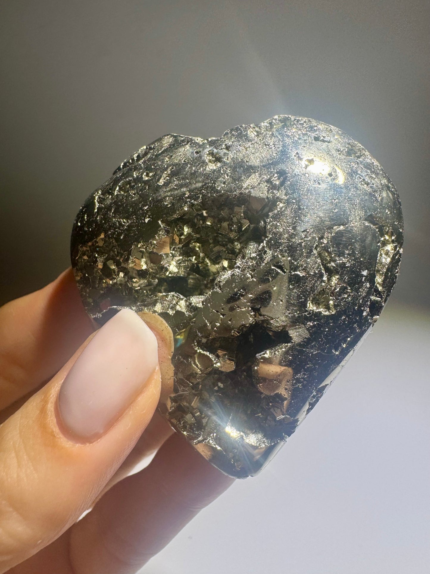 Schönes Pyritherz aus Peru – funkelnde, grosse Kristalle, Einzelstück in 1A Qualität, Erfolg & Wohlstand, kraftvoller Pyrit Kristall ✨