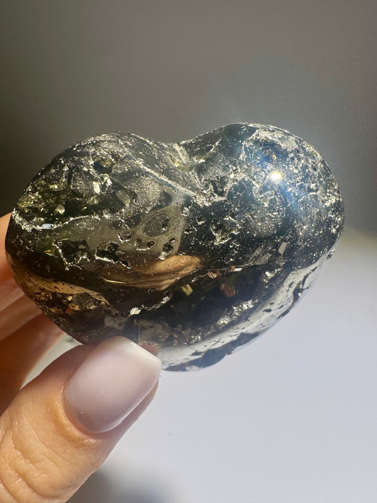 Schönes Pyritherz aus Peru – funkelnde, grosse Kristalle, Einzelstück in 1A Qualität, Erfolg & Wohlstand, kraftvoller Pyrit Kristall ✨