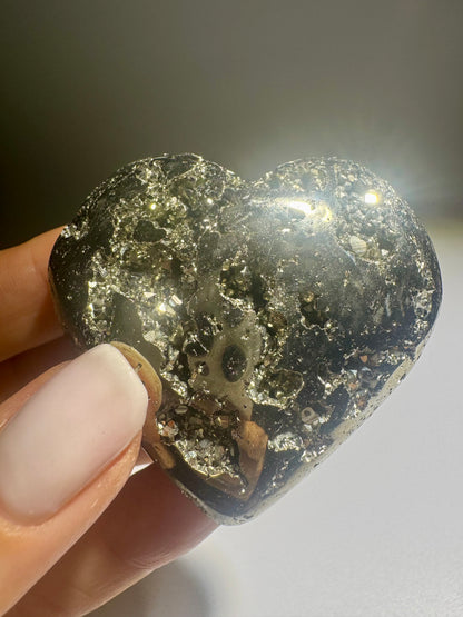 Bezauberndes Pyritherz aus Peru – Einzelstück in 1A Qualität, Erfolg & Wohlstand, kraftvoller Pyrit Kristall ✨