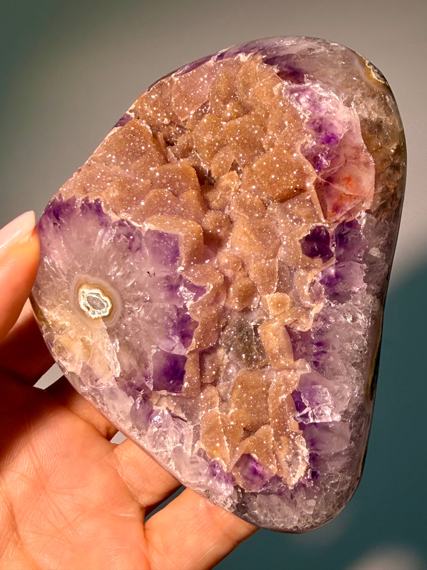 Juicy Jelly Sugar Amethyst mit ausgeprägten Kristallspitzen – 389 g – Uruguay