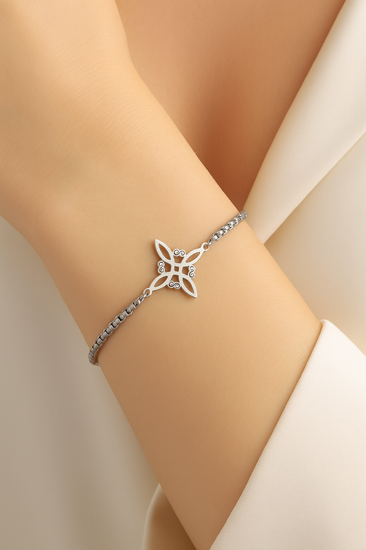 Keltisches Blütenarmband aus Edelstahl oder vergoldetem Edelstahl, 17,5 cm + 4,5 cm Verlängerung Silber, 18,5 cm + 3,5 cm Verlängerung Gold, Flowerknoten Symbol für Schutz