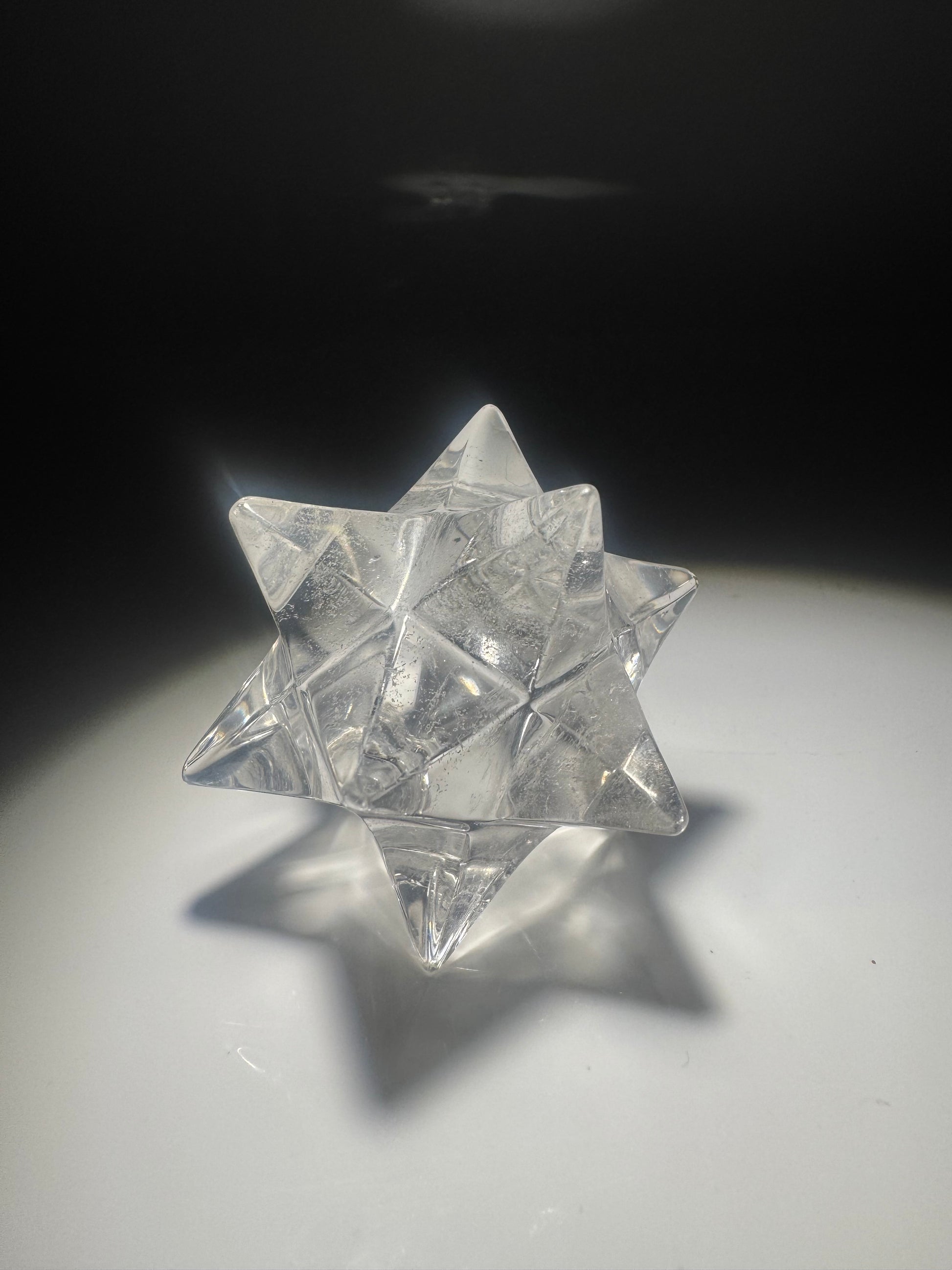 Klarer Bergkristall Merkaba Stern 5.3 cm kaufen – Sterntetraeder
