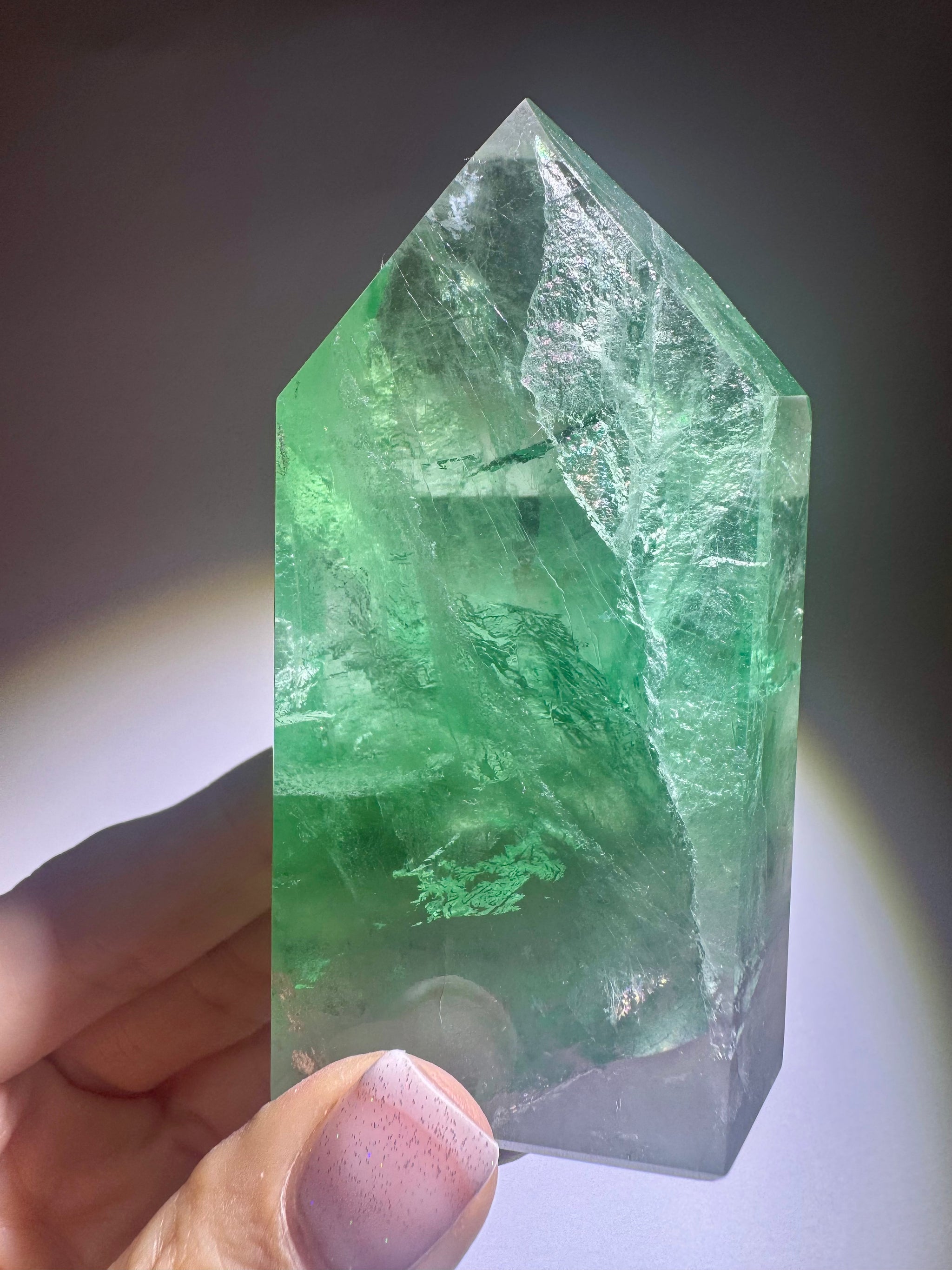 Klarer Fluorit aus Brasilien – Kristallspitze