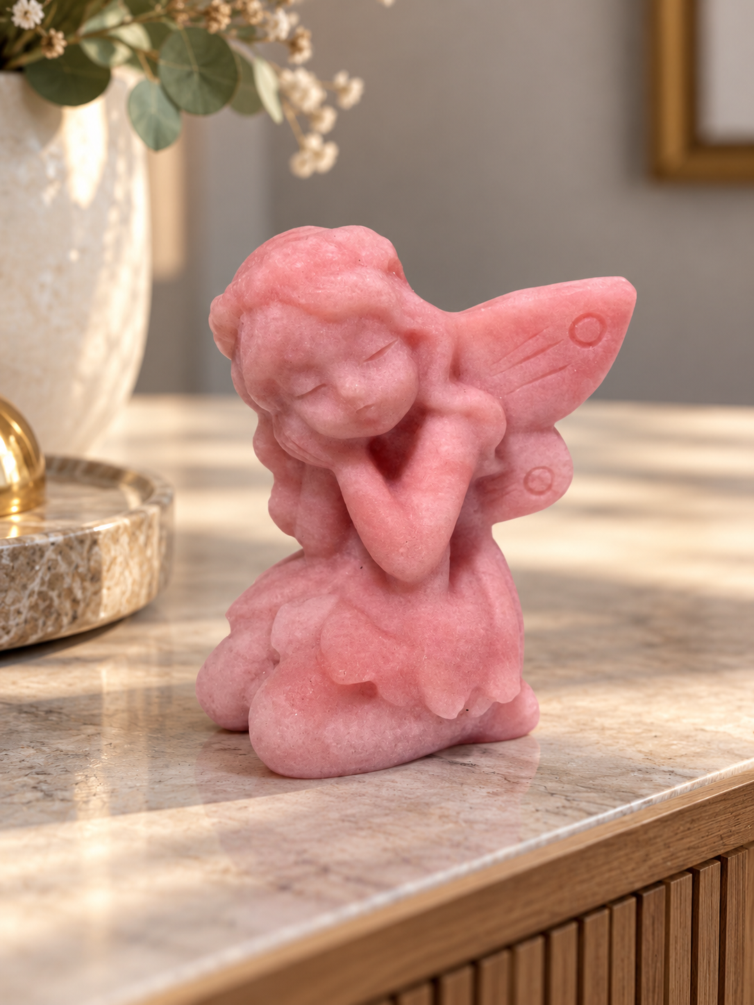 Kristall Fee mit Flügeln 6 cm aus Pink Opal