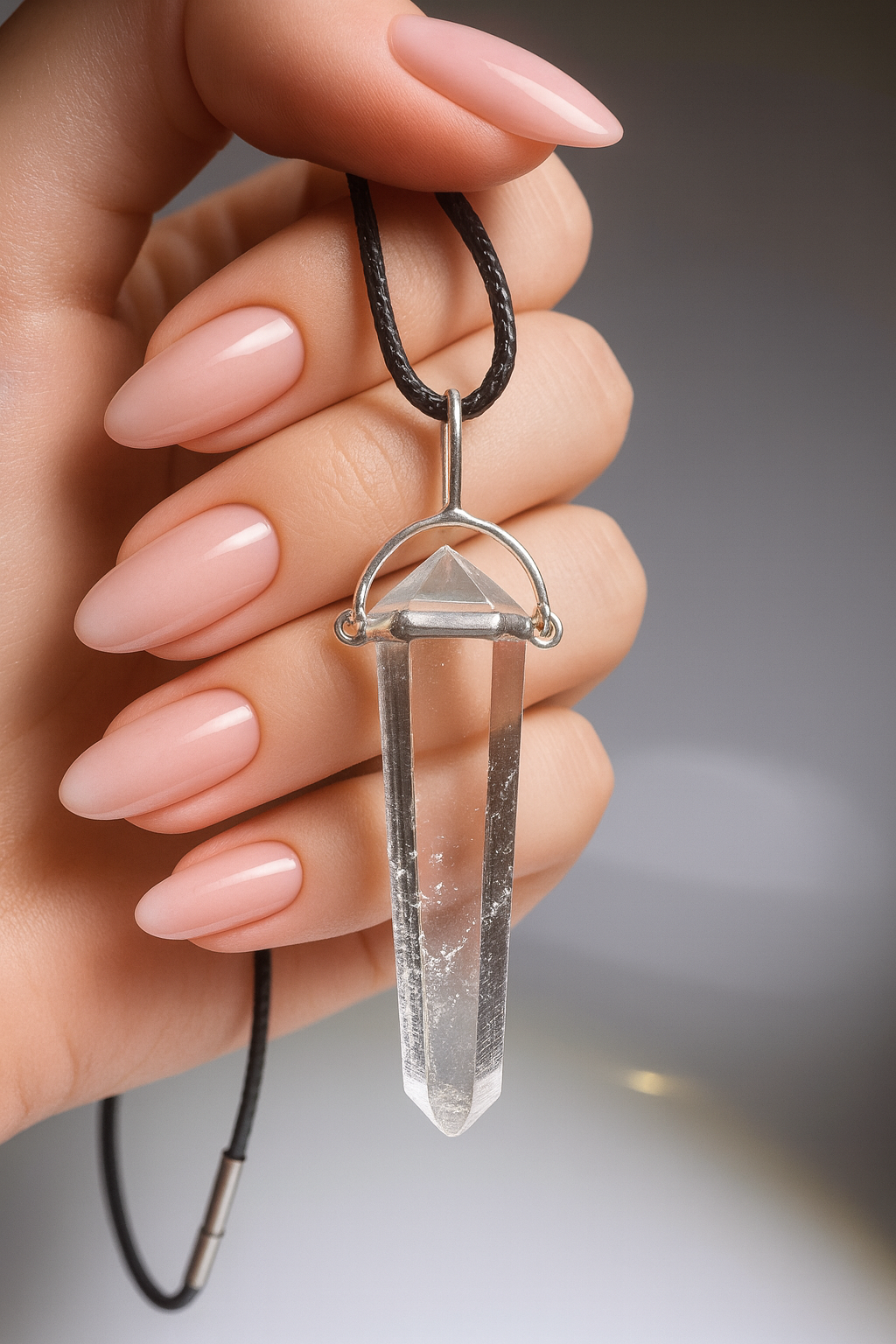 Kristallklarer Bergkristall Anhänger – 925 Silber, Energie, Harmonie
