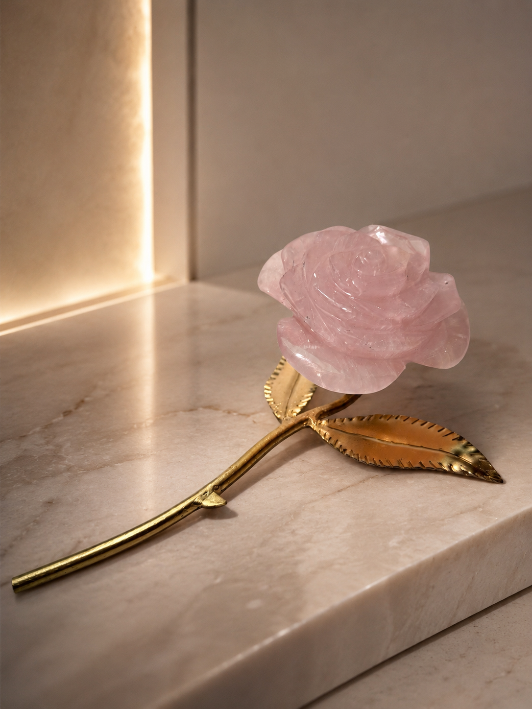 Kristallrosen aus Bergkristall und Rosenquarz, 8,5–8,8 cm, Handarbeit aus Brasilien