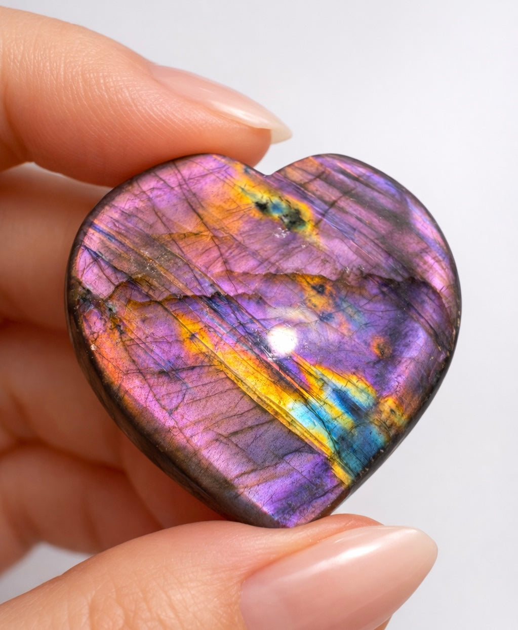 Labradorit Herz 3 cm – handmade mit lila-gold-blau-pink Flash – seltener Edelstein
