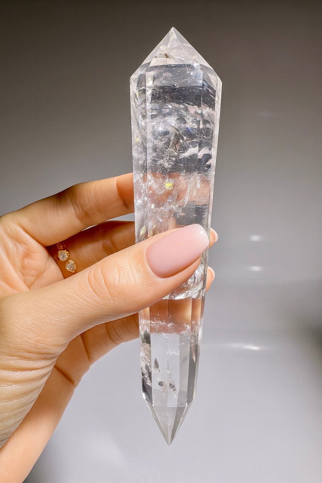 Lemuria Vogel-Cut-Kristall mit 12 Facetten – 14.5 cm, extra klar