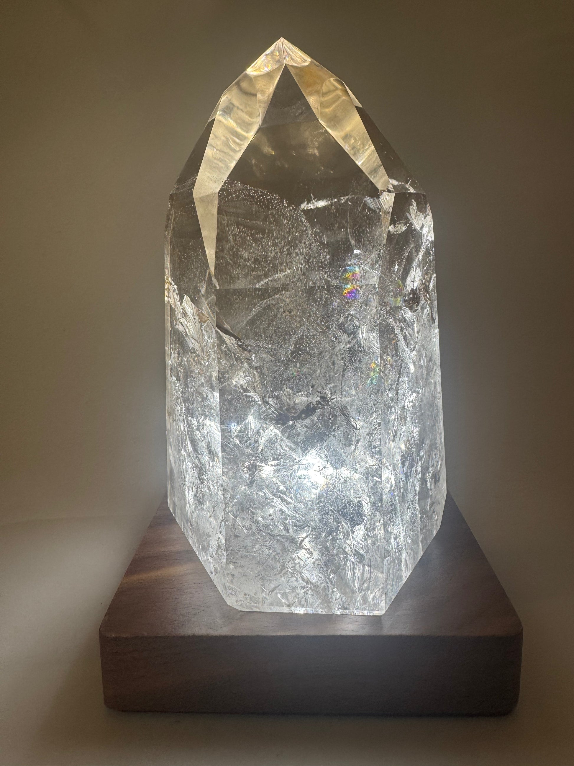 Lemurian Rauchquarz Spitze 14,5 cm mit inneren Regenbogen und Phantomstrukturen