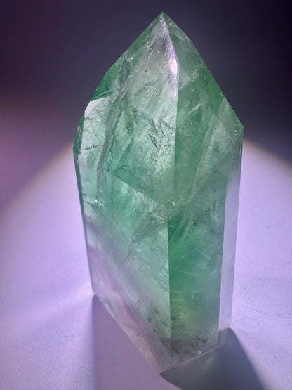 Leuchtend grüner Fluorit Kristall – 202 g