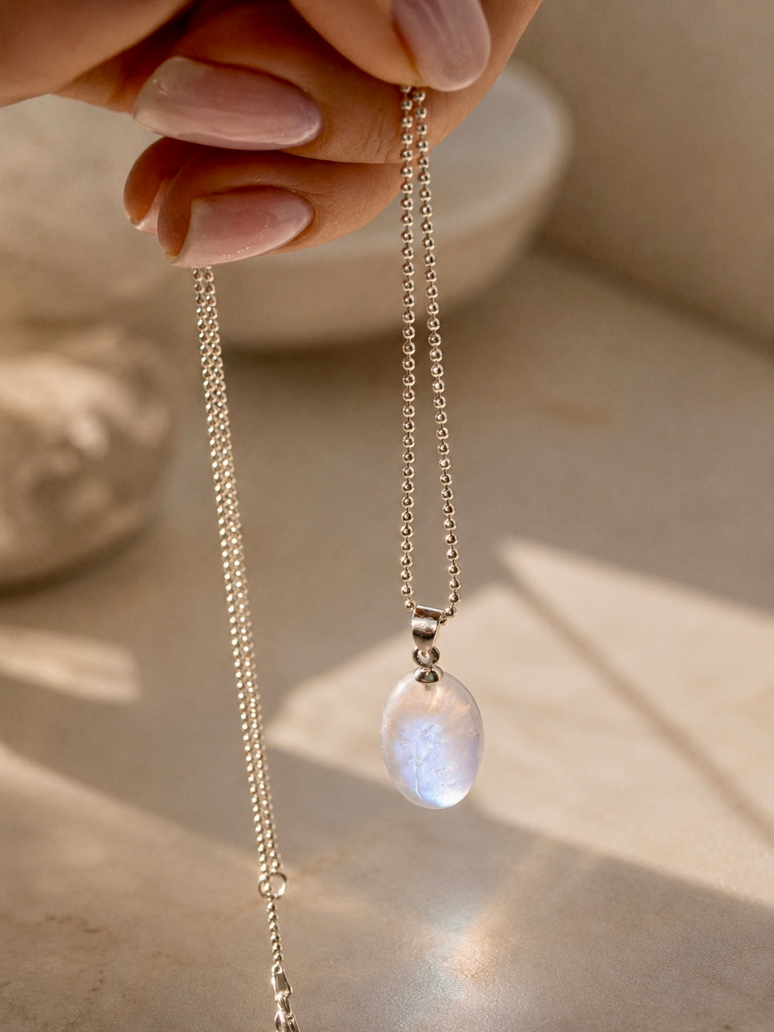 Mondstein Anhänger – Natürlicher Edelstein & 925 Sterling Silber