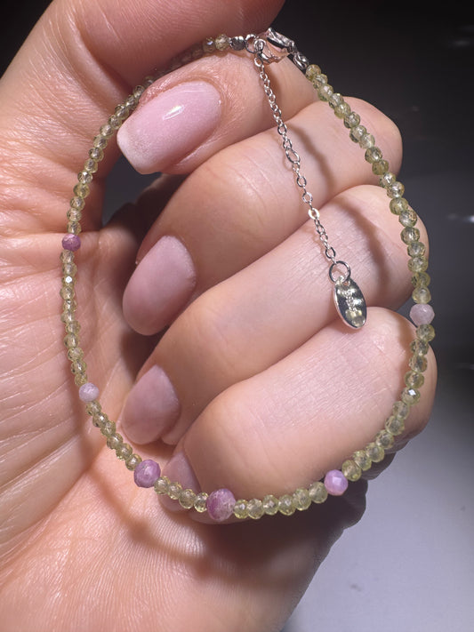 Peridot & Rubin Armband kaufen – 925 Silber | UNIQUE CRYSTALS
