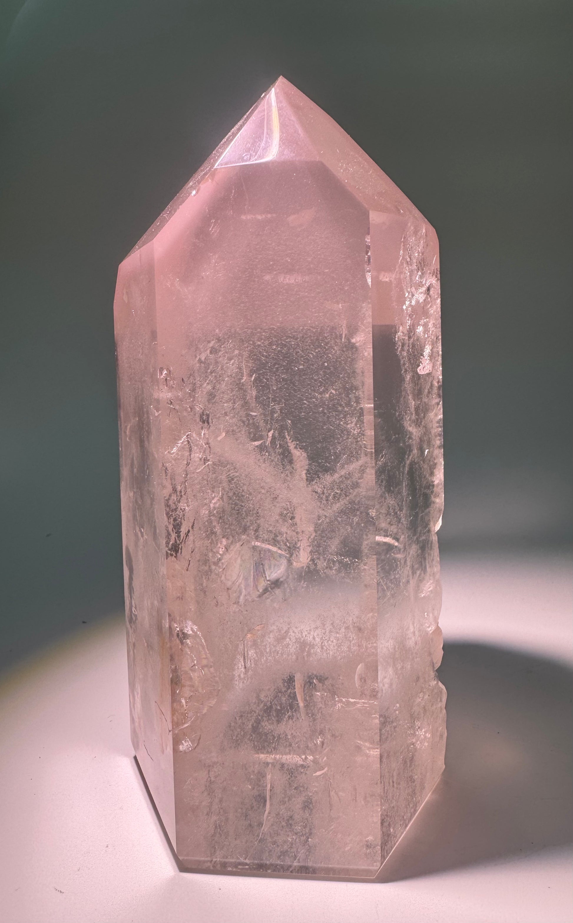 Pink Lithium Sammlerstück AAA-Qualität aus Brasilien, 15,8 cm und 1,22 kg, teilweise poliert und naturbelassen