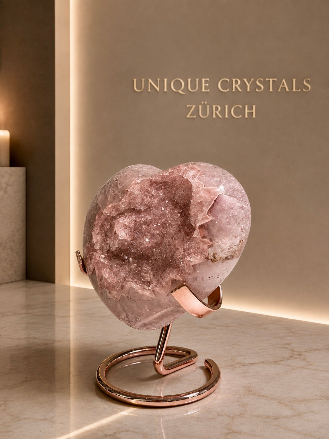 Pink Rainbow Amethyst Herz – zartrosa & seltene Doppelkristallisation