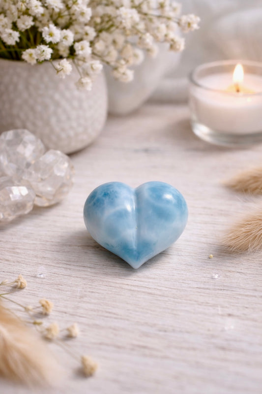 Poliertes Larimar Herz Naturstein 2 cm 7 g Dominikanische Republik