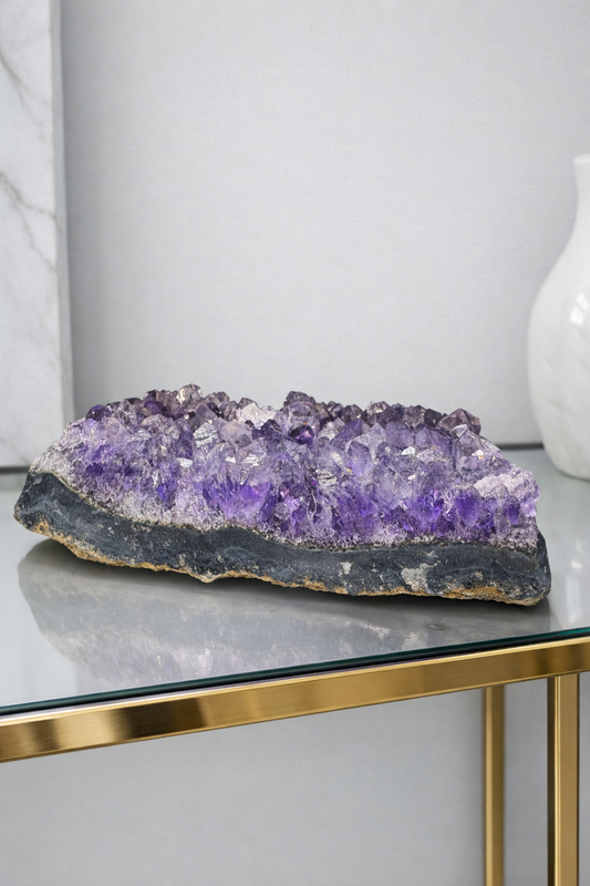 Premium Amethyst Druse aus Uruguay 11,7 x 6,5 cm 300 g – Intensive violette Kristalle