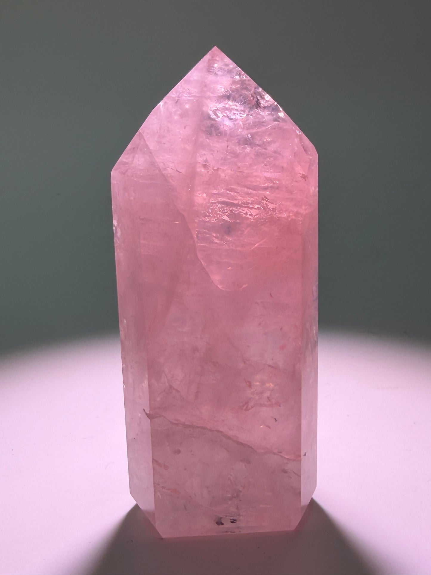 Premium Rose Quartz Spitze – klarer himbeerfarbener Rosenquarz