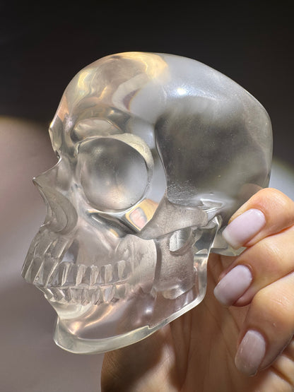 Realistisch gearbeiteter Obsidian-Totenkopf – 12 cm – glasklare Lava, handgeschnitzt 