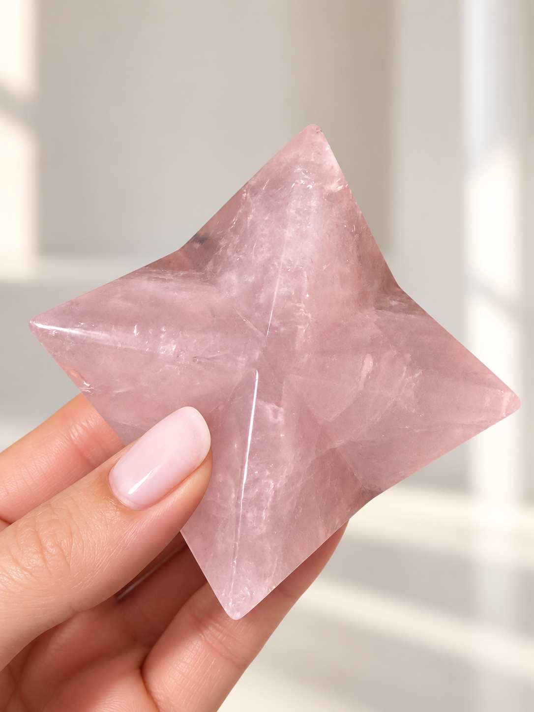 Rosa Kristallstern aus Rosenquarz für Meditation