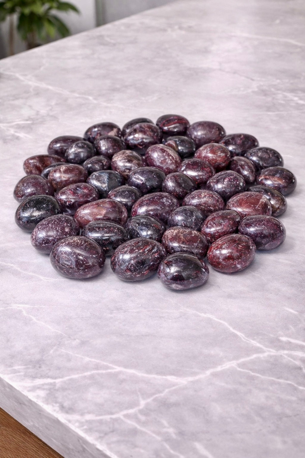 Roter Granat Trommelsteine ca. 2cm – Energie, Vitalität & Erdung