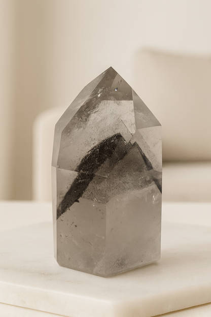 Schwarzer Phantom Kristall (ultra klar)  - 8cm, 284g Lemurian Brasilien
