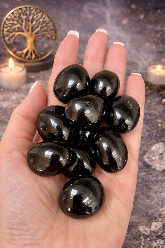 Schwarzer Turmalin Trommelstein 2,5–3 cm Premium-Qualität – schwarzer Naturkristall