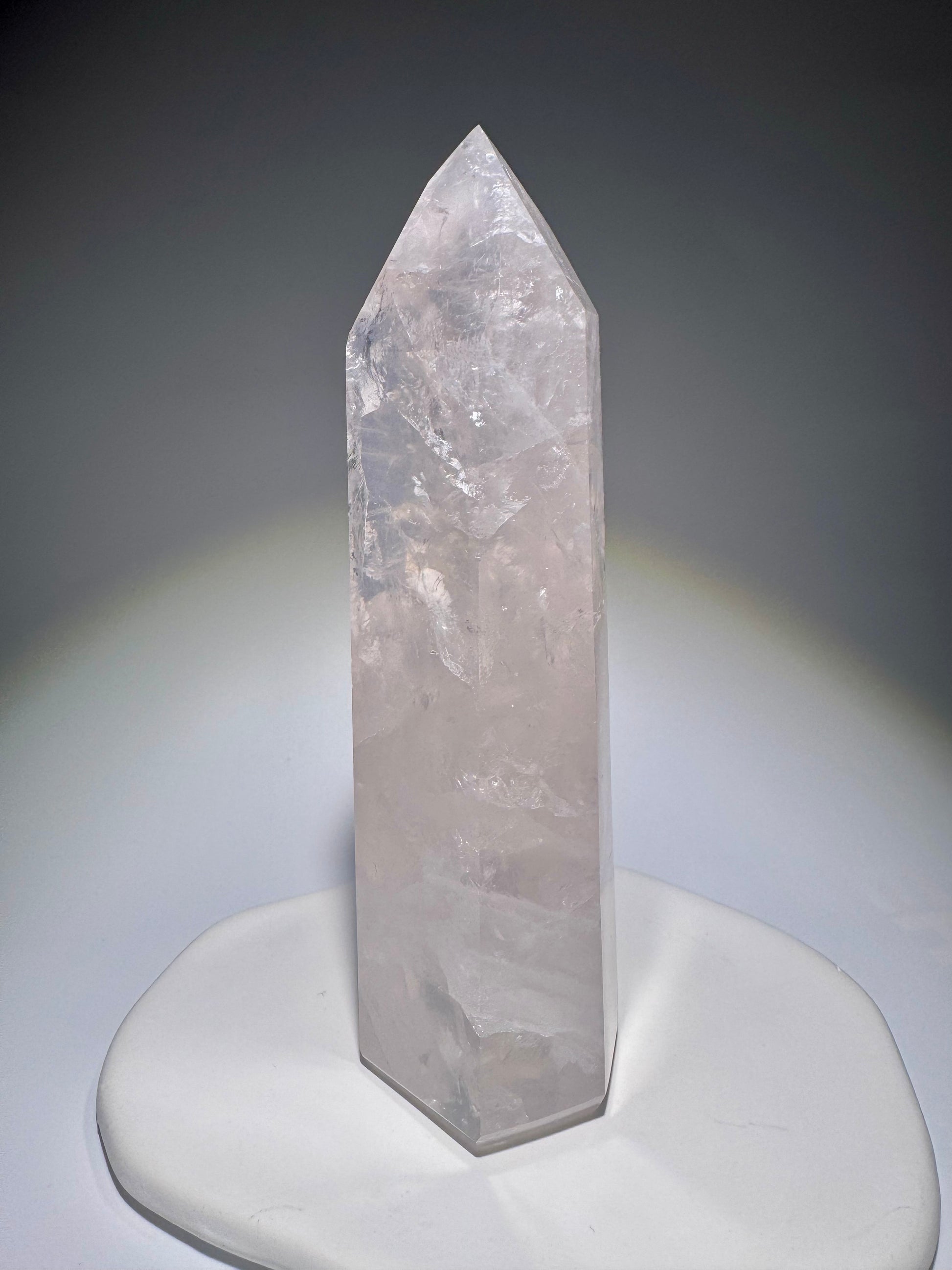 Selten klare Rosenquarz Spitze 16 cm gross