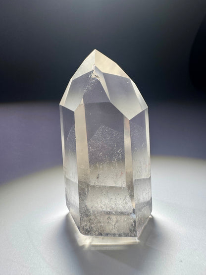 Seltene Bergkristallspitze mit Phantom – 6 cm, absolut klar, naturbelassenes Sammlerstück aus Brasilien