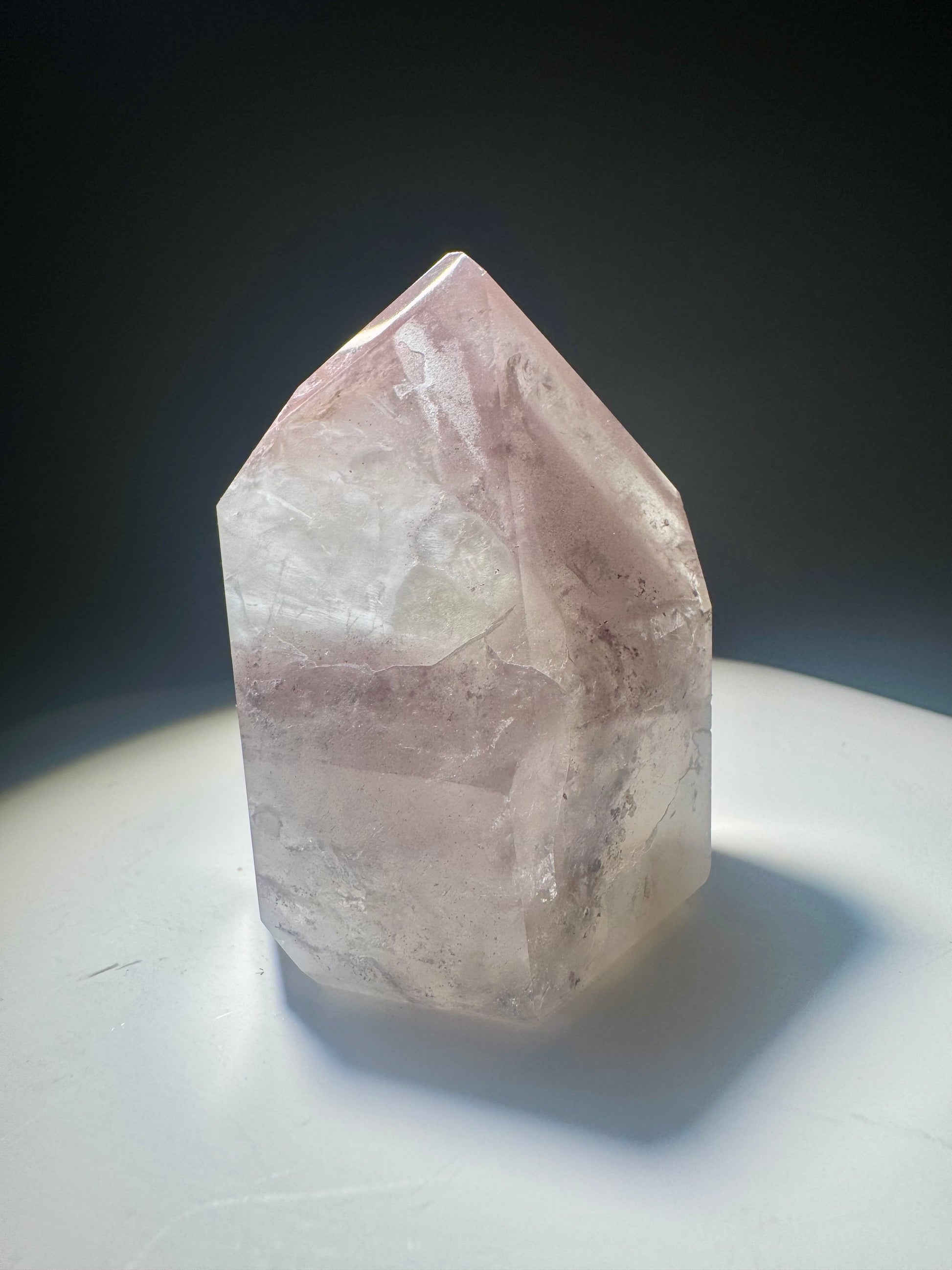 Wunderschöner rosa Pink Lithium Edelstein aus Brasilien – 5.4 cm