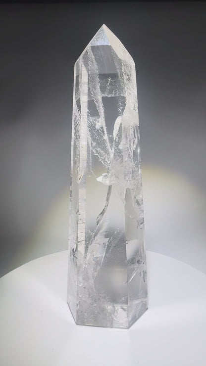 Lemurian Kristallspitze 27 cm – Extra klare Premium Qualität mit Regenbogen