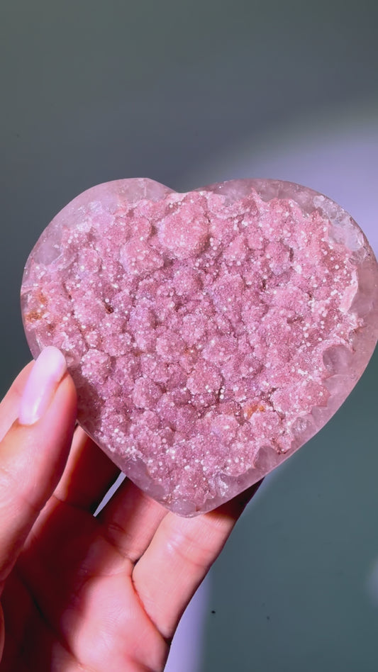 Sugar Pink Rainbow Amethyst Herz 8,8 cm – Seltenes Unikat aus Uruguay
