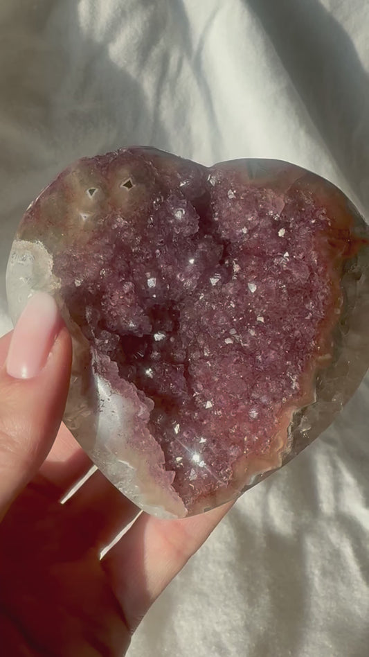 Rosa Amethyst Herz – 8,9 cm, 342 g 💖✨ Rainbow Kristalle aus Uruguay