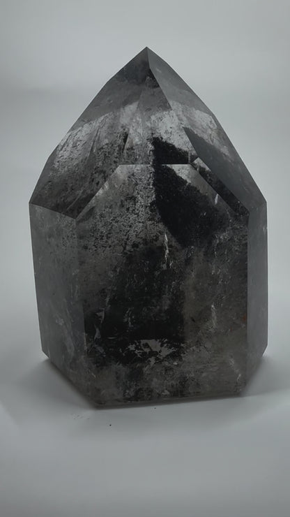 Schwarzer Phantom Quarz Kristall Brasilien extra klar Museumsqualität