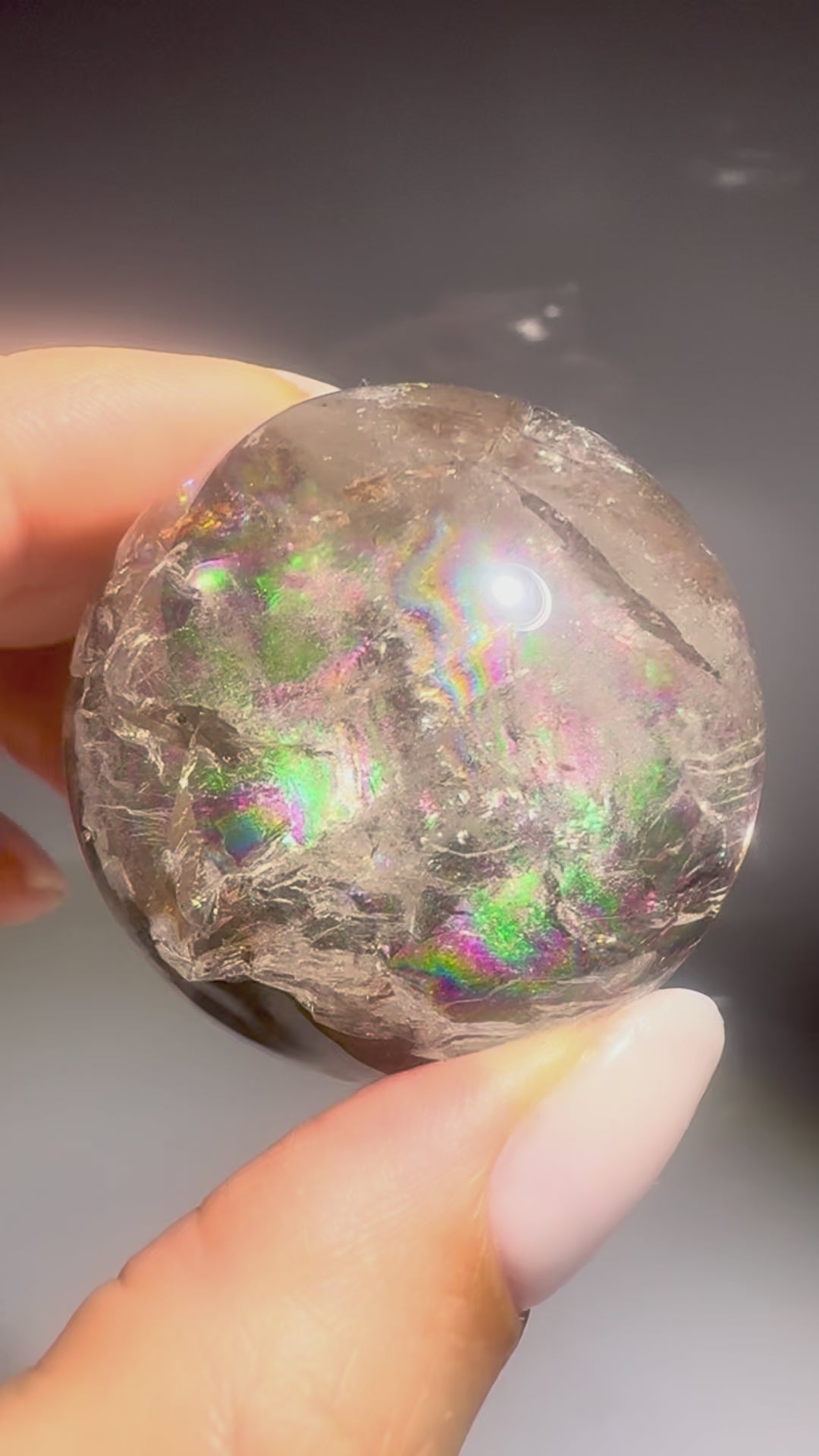 Rauchquarz Regenbogen Kugel kaufen | Heilstein Edelsteinkugel Schweiz