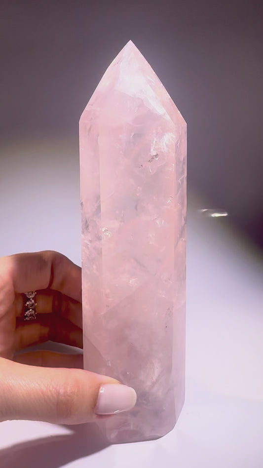 Rosenquarz Spitze 16 cm – Extra klare Premiumqualität Brasilien 💗