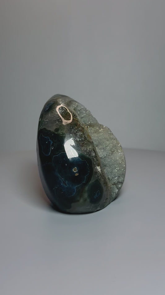 Zauberhafte Rainbow Amethyst Flamme - 8cm, 289g