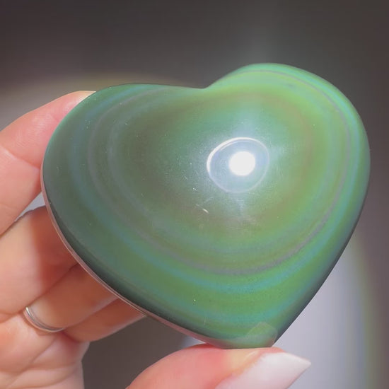 Rainbow Obsidian Herz 🌈 7 x5.8 cm – Handmade Unikat aus Mexiko mit grünem Farbspiel