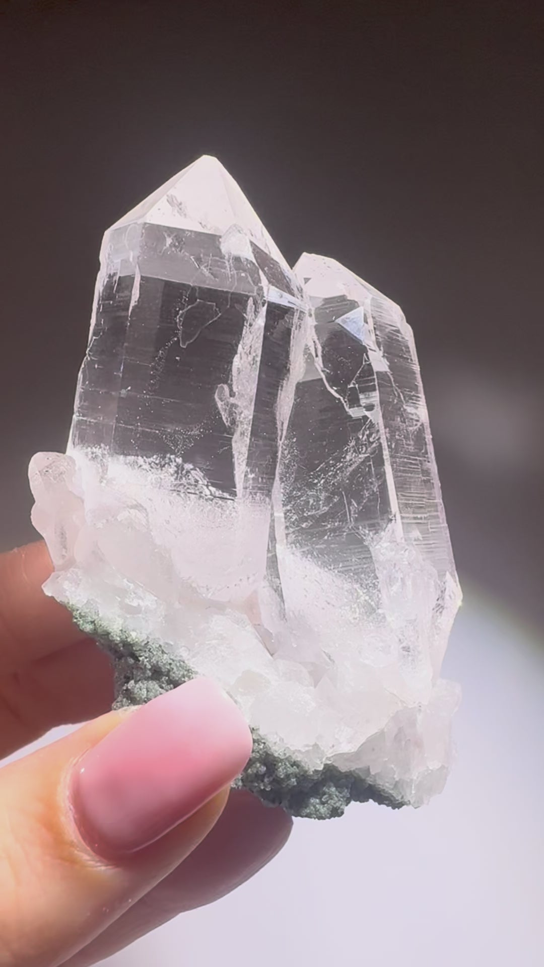 7.2 cm Himalaya-Quarz, 124 g – Extra klarer Doppelender aus dem Hochgebirge Pakistans