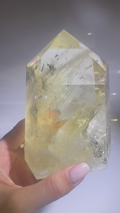Bezaubernder Citrin  - 12.5cm, 941g