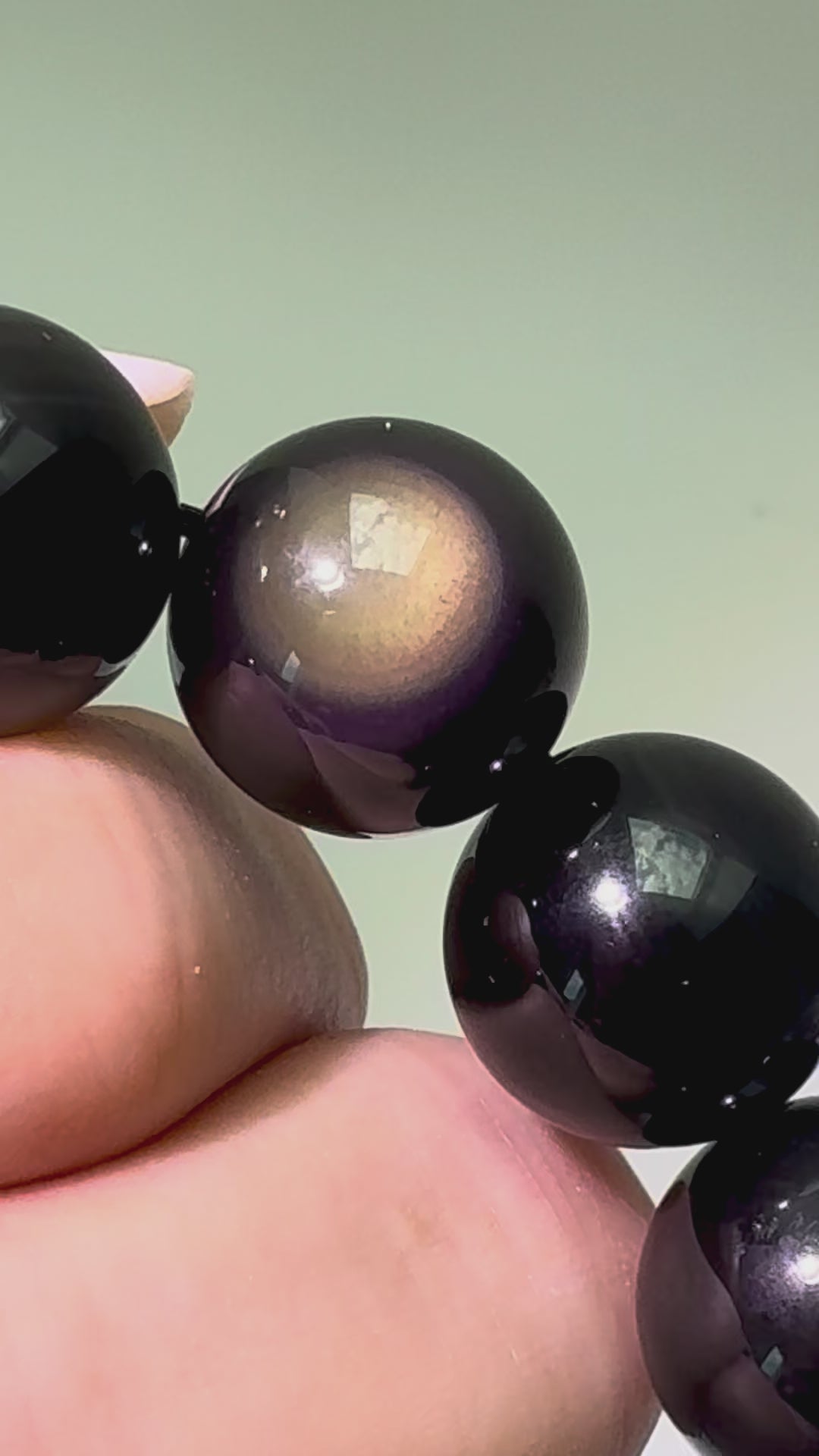 Regenbogen-Obsidian Armband 13 mm mit schimmernden Perlen und Geschenkbox
