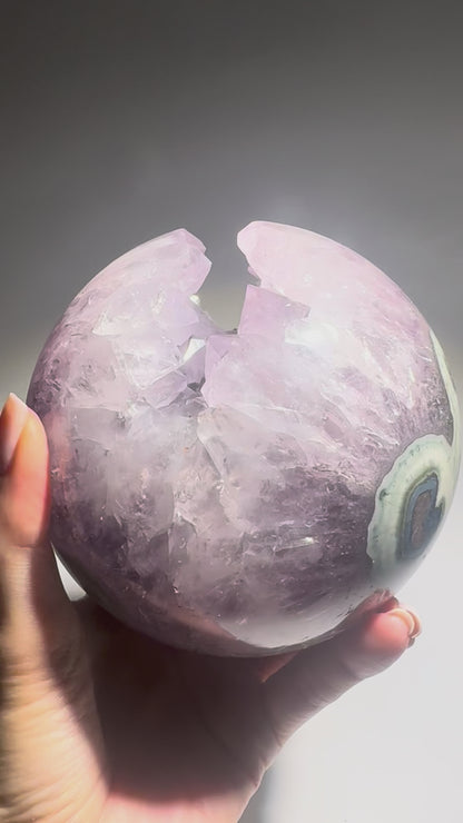 Exklusive Amethyst Kugel - 11cm, 1.97kg