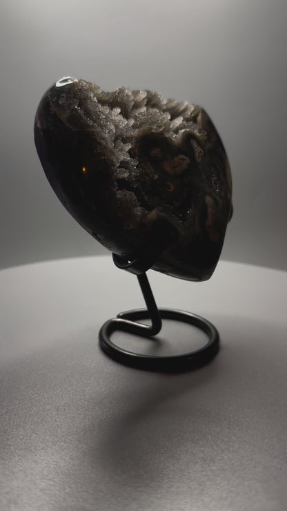 Schönes grosses Amethyst Herz mit Stalaktiten - 10cm, 532g